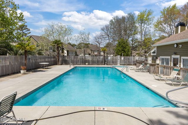 1202 Cedarwood Village, Morehead City, NC 28557