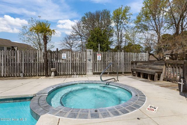 1202 Cedarwood Village, Morehead City, NC 28557