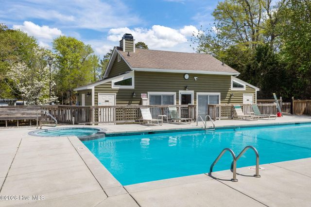 1202 Cedarwood Village, Morehead City, NC 28557