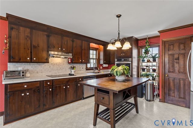 2349 Stuts Ln, North Chesterfield, VA 23236