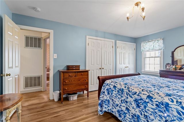 2349 Stuts Ln, North Chesterfield, VA 23236