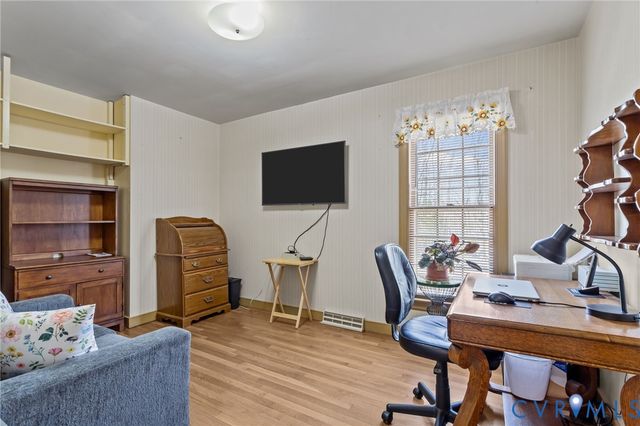 2349 Stuts Ln, North Chesterfield, VA 23236