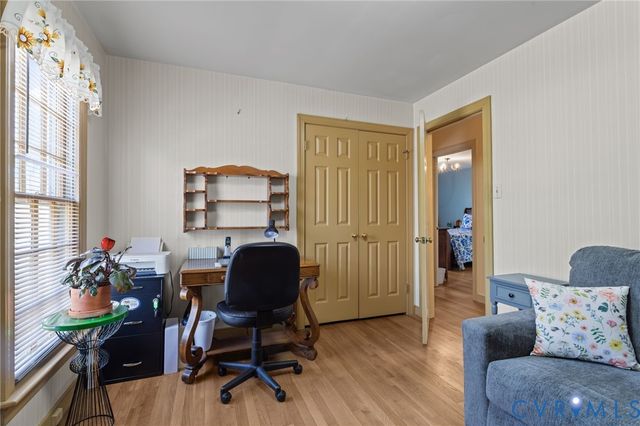 2349 Stuts Ln, North Chesterfield, VA 23236