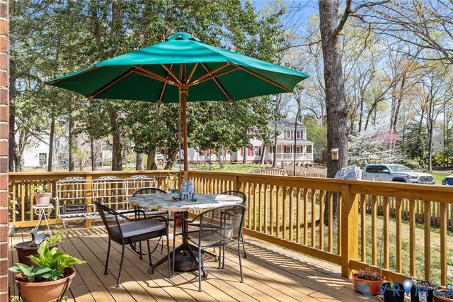 2349 Stuts Ln, North Chesterfield, VA 23236