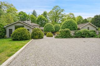 432 Cantitoe Street, Bedford, NY 10506