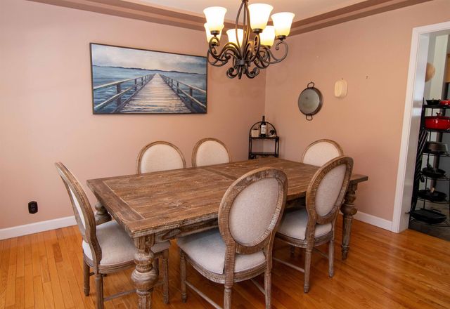 34 Scribner Road, Raymond, NH 03077