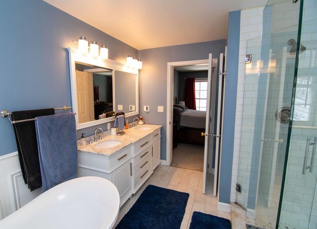 34 Scribner Road, Raymond, NH 03077