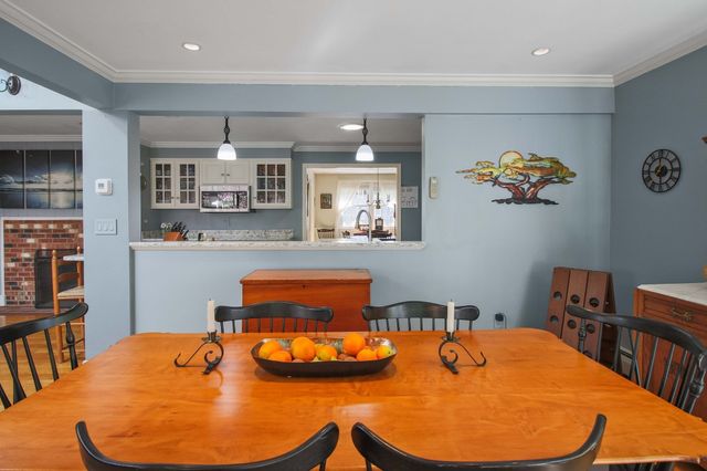 70 Birchwood Dr, Holden, MA 01520