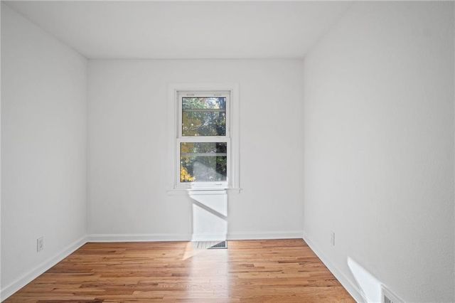 6400 Kentucky Avenue, Raytown, MO 64133