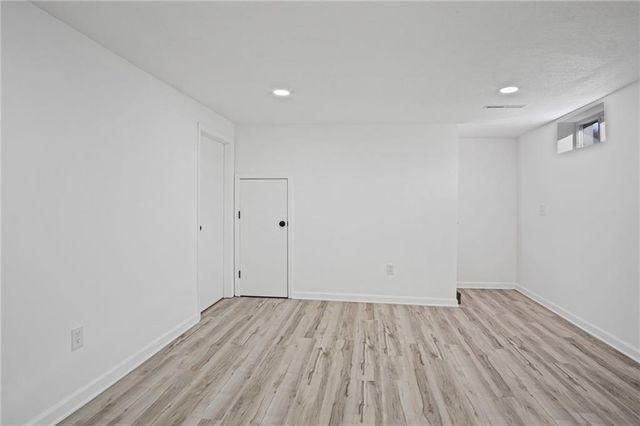 6400 Kentucky Avenue, Raytown, MO 64133