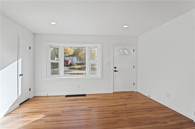 6400 Kentucky Avenue, Raytown, MO 64133