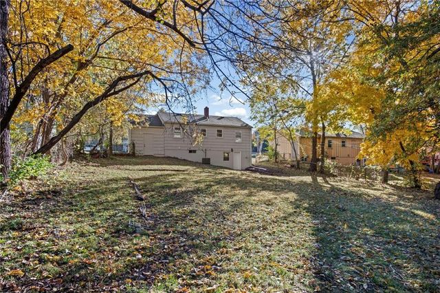 6400 Kentucky Avenue, Raytown, MO 64133