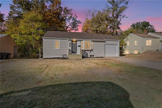 6400 Kentucky Avenue, Raytown, MO 64133