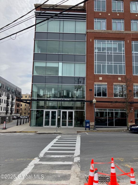18 Division Street 515, Saratoga Springs, NY 12866
