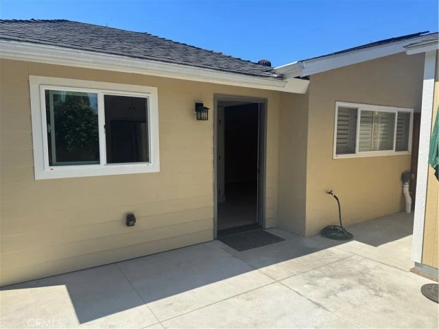 820 Saint Clair 1, Costa Mesa, CA 92626