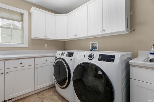 55300 Falling Water Drive, Elkhart, IN 46514