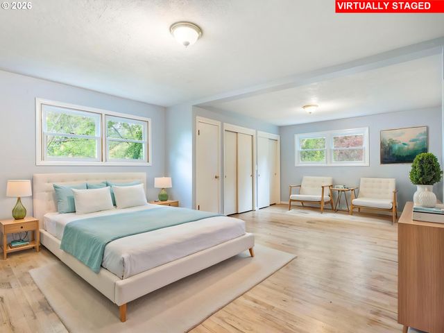 4010 Sw HAMILTON St, Portland, OR 97221