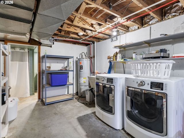 4010 Sw HAMILTON St, Portland, OR 97221