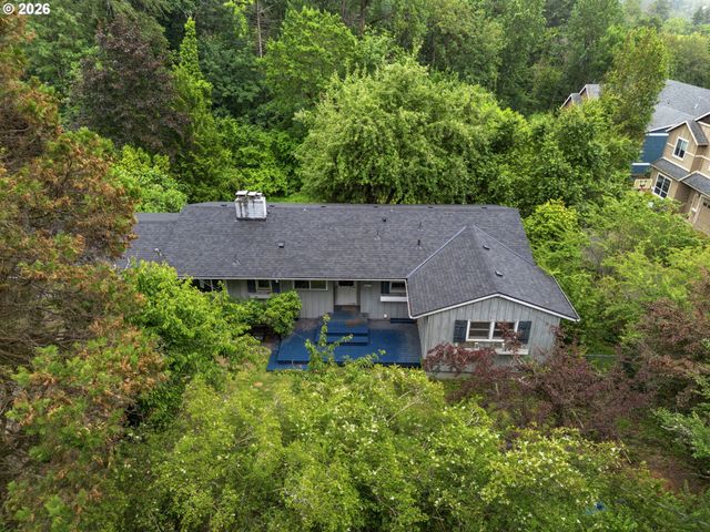 4010 Sw HAMILTON St, Portland, OR 97221