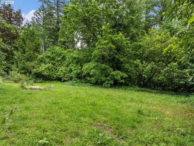 4010 Sw HAMILTON St, Portland, OR 97221