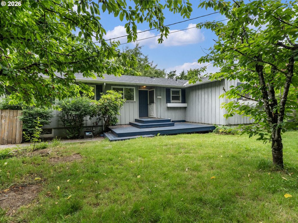 4010 Sw HAMILTON St, Portland, OR 97221