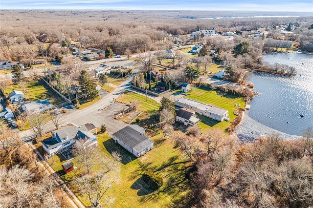 1023 Old Stafford Road, Tiverton, RI 02878