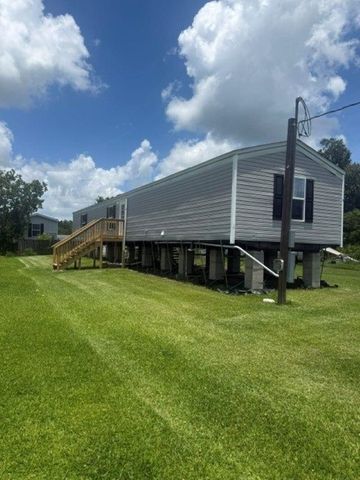 147 Coteau Juanita Street, Houma, LA 70364