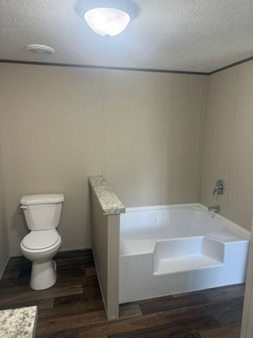 147 Coteau Juanita Street, Houma, LA 70364