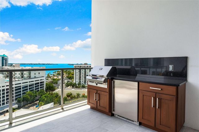 111 S PINEAPPLE AVENUE 1208, Sarasota, FL 34236