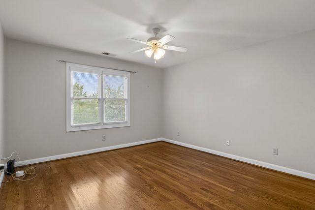 3120 Grantham Way, Lexington, KY 40509