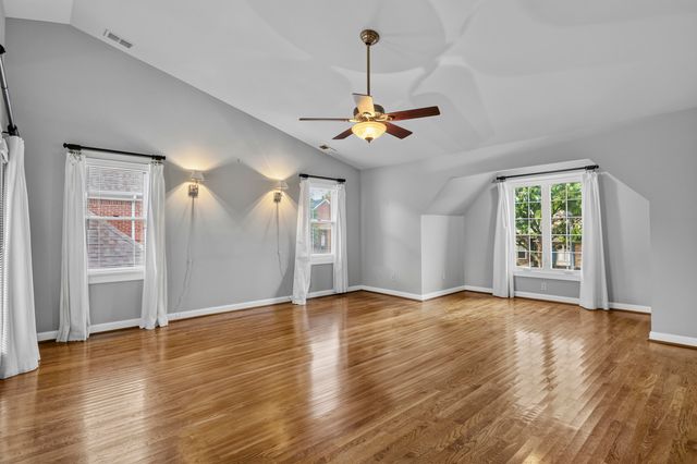 3120 Grantham Way, Lexington, KY 40509