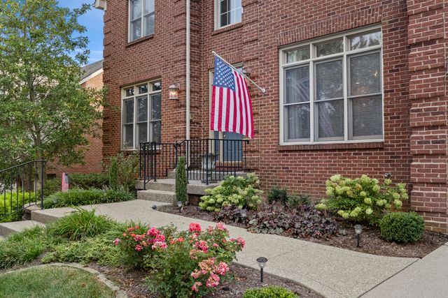 3120 Grantham Way, Lexington, KY 40509
