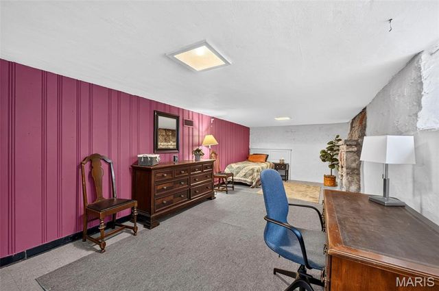 5244 Winona Avenue, St Louis, MO 63109
