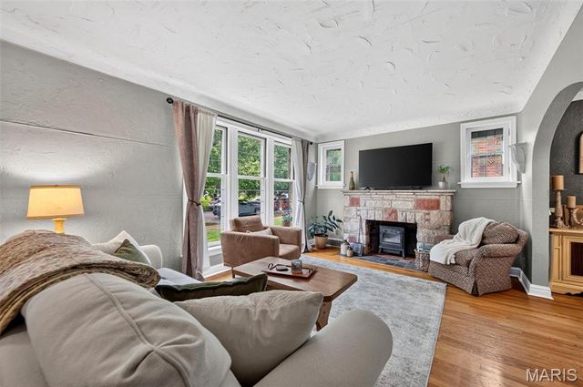 5244 Winona Avenue, St Louis, MO 63109