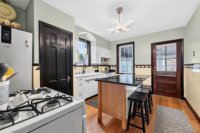 5244 Winona Avenue, St Louis, MO 63109
