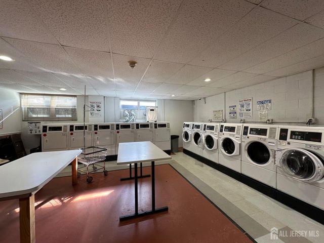 123 S Adelaide Avenue 2L, Highland Park, NJ 08904