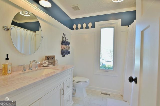 239 Robin Drive, Hamilton, GA 31811