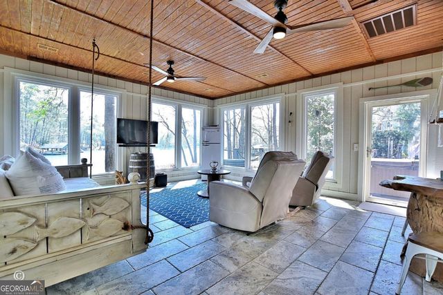 239 Robin Drive, Hamilton, GA 31811