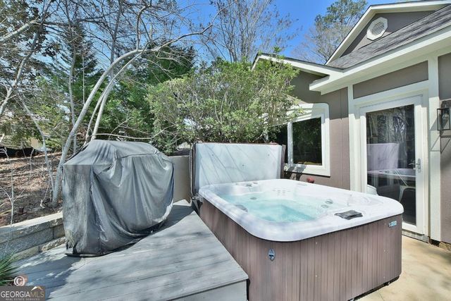 239 Robin Drive, Hamilton, GA 31811