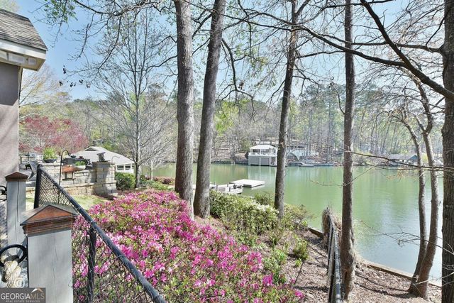 239 Robin Drive, Hamilton, GA 31811