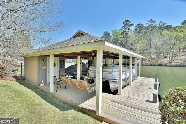 239 Robin Drive, Hamilton, GA 31811