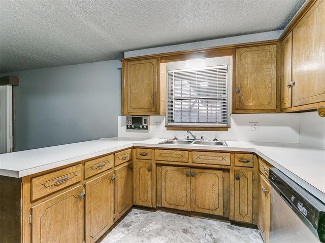 319 NW 81st Street, Oklahoma City, OK 73114