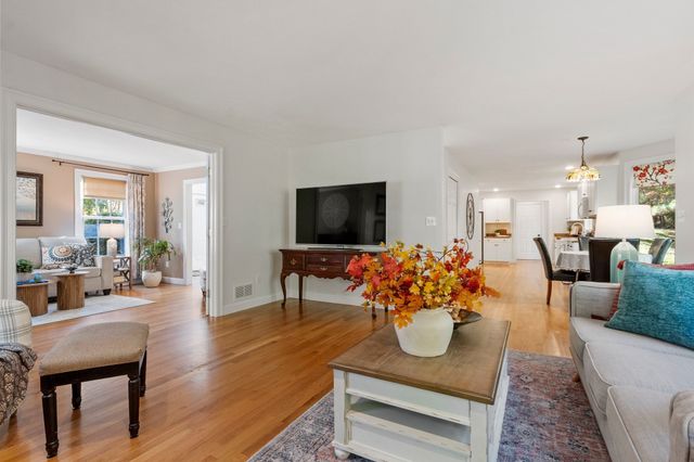 65 Joseph Rd, Boxborough, MA 01719