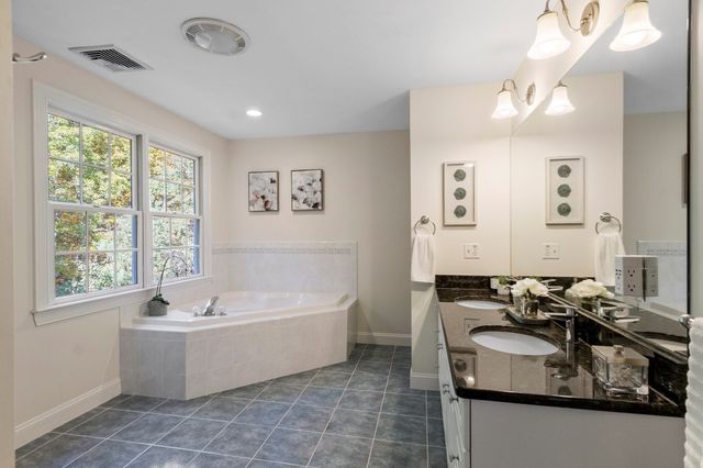 65 Joseph Rd, Boxborough, MA 01719