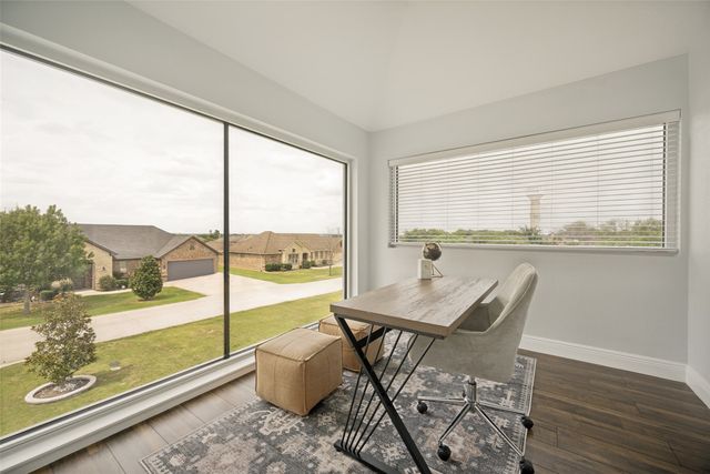 110 Cedar Lane, Roanoke, TX 76262