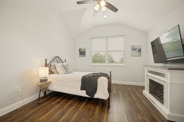 110 Cedar Lane, Roanoke, TX 76262