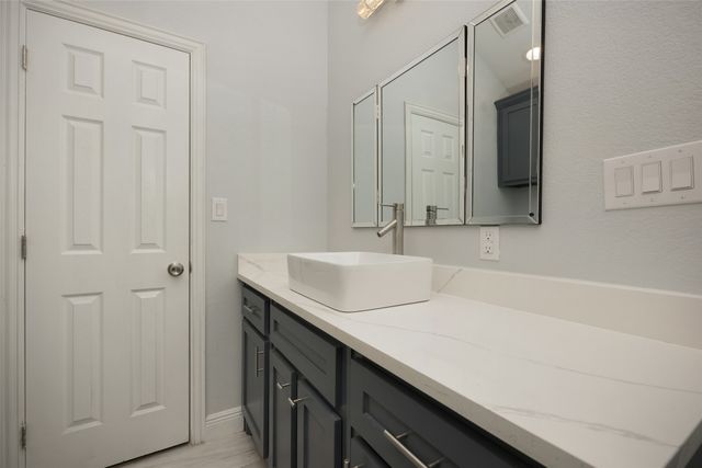 110 Cedar Lane, Roanoke, TX 76262