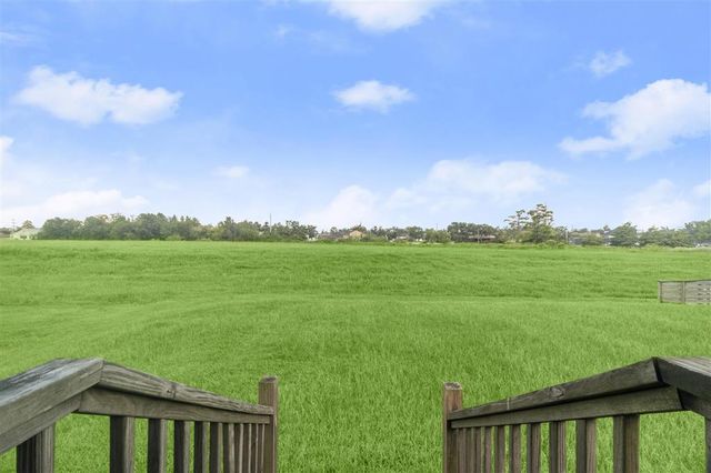 2015 Barbe Street, Lake Charles, LA 70605
