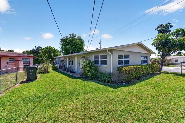 240 SW 15th Avenue 242, Delray Beach, FL 33444