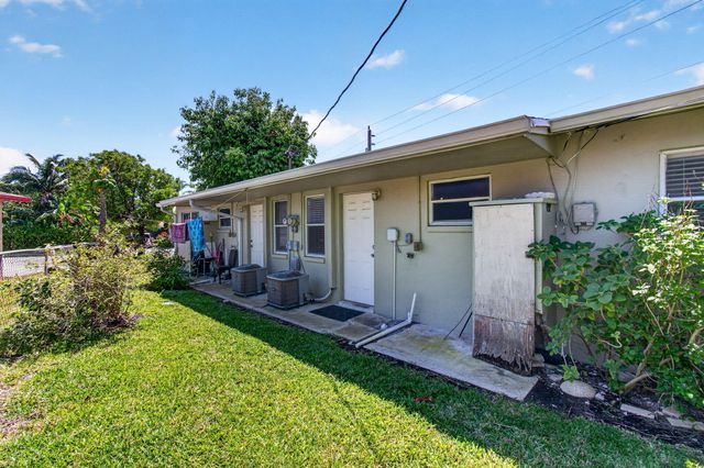 240 SW 15th Avenue 242, Delray Beach, FL 33444